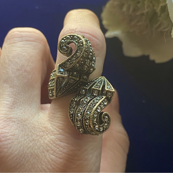 Heidi Daus ‘Simply Sophisticated’ Art Deco Style, Crystal Pave Bypass Ring - Picture 3 of 15